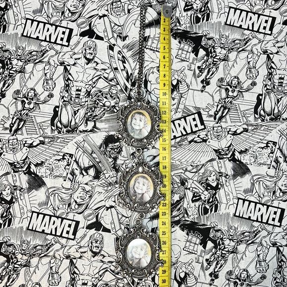 3 picture frames to hang - Picture 4 of 6